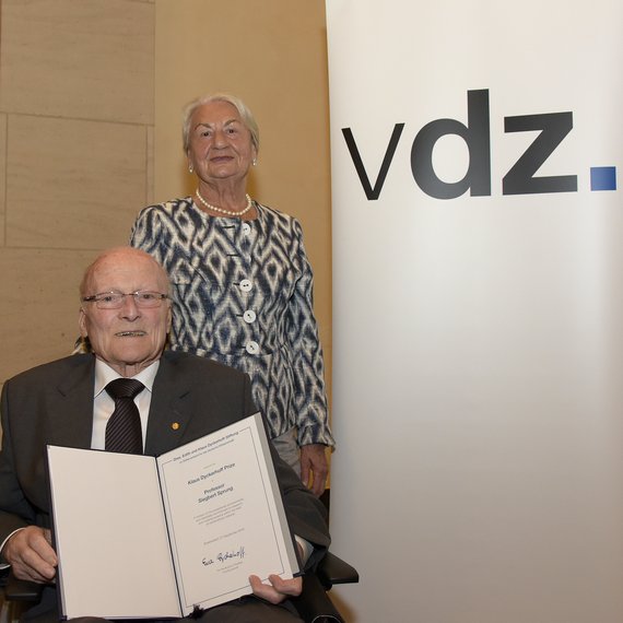 Stifterin Dr. Edith Dyckerhoff und Preisträger Prof. Dr.-Ing. Siegbert Sprung