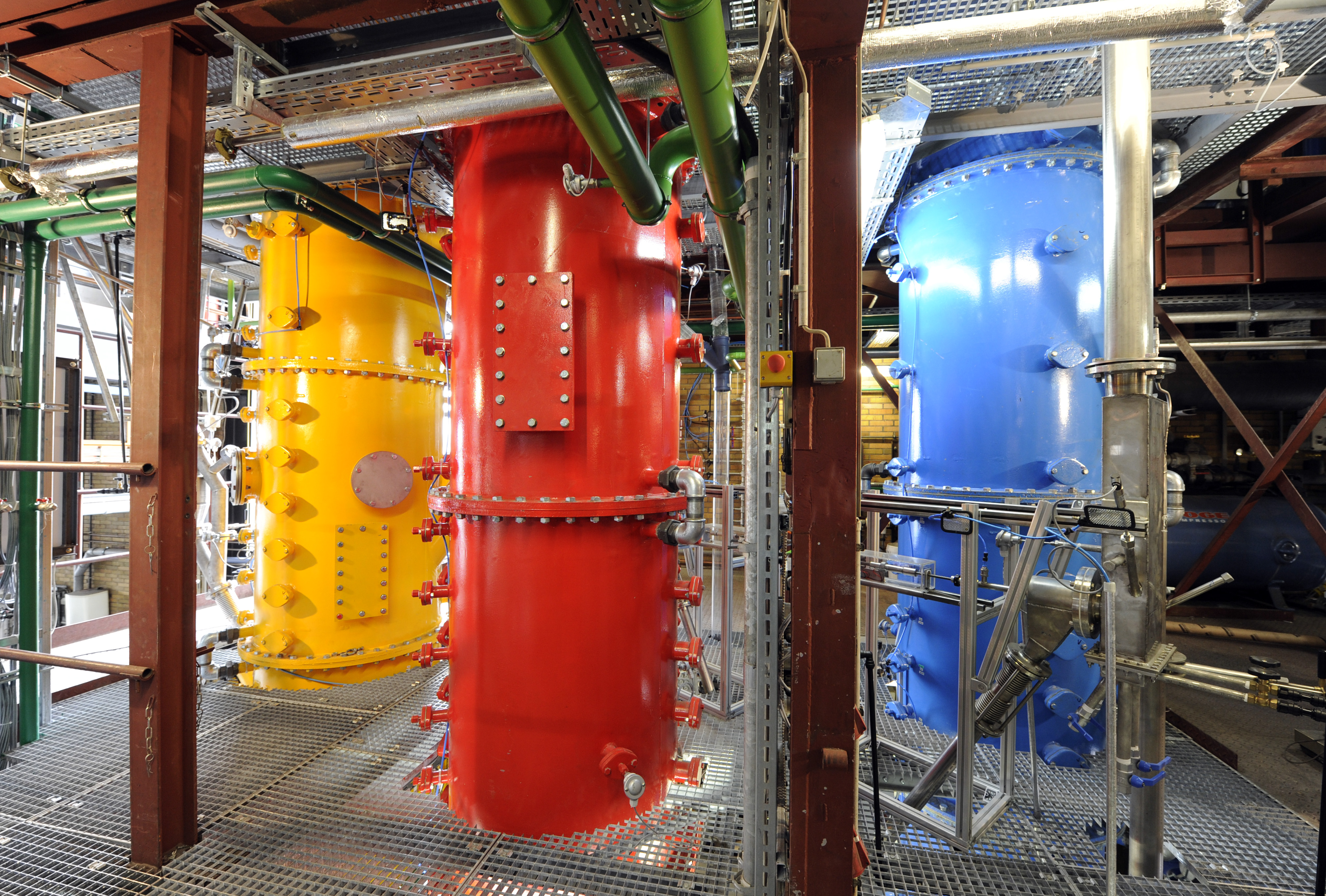 EnBW pilot plant for CO₂ capture, at the IFK Institute at the University of Stuttgart © University of Stuttgart/ARTIS-ULI DECK